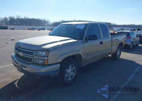 2006 Chevrolet Silverado 1500 Lt1 z USA, uszkodzony, nr VIN 1GCEK19B16Z200903